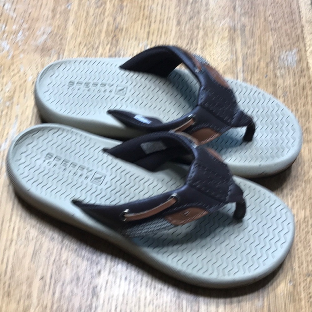 Sperry Flip flops. Blue fin